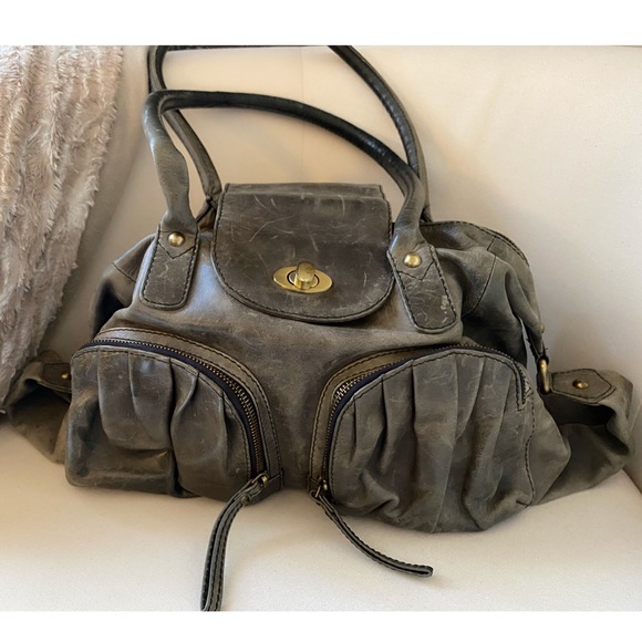 Handbags - 🪩 3/$15 Genuine Leather Bag